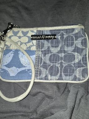 Coach Poppy Denim Patchwork Signature Wristlet EUC